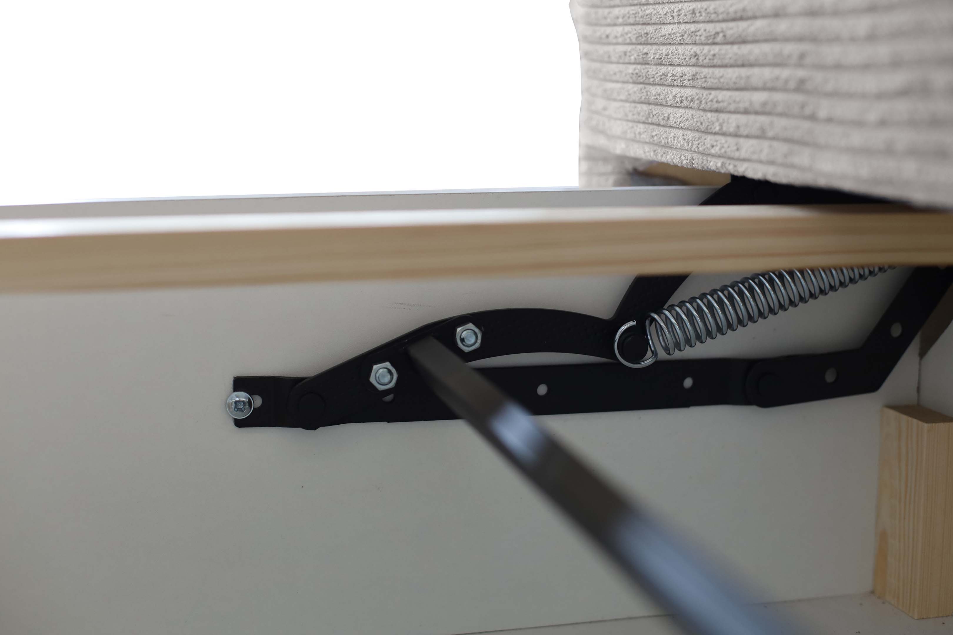 Kanapa rozkładana z funkcją spania Lunera Prima 2 sztruks różowa